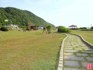 【新北市】龙洞湾岬步道野百合,黄金小径蜘蛛人潘岩