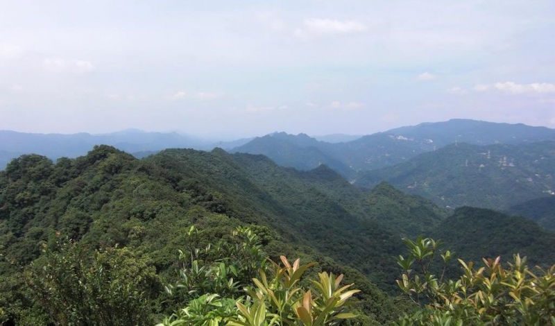 筆架山越嶺登山步道