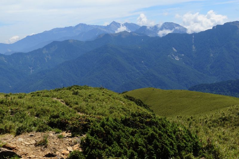 看见吗   佳阳山, 雪山, 大剑山, 小剑山 也看得见 雪山西稜  展望